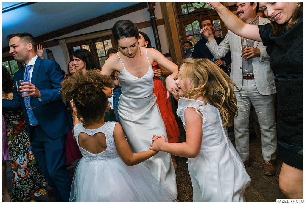 triple s ranch wedding, documentary wedding photographer, dance party