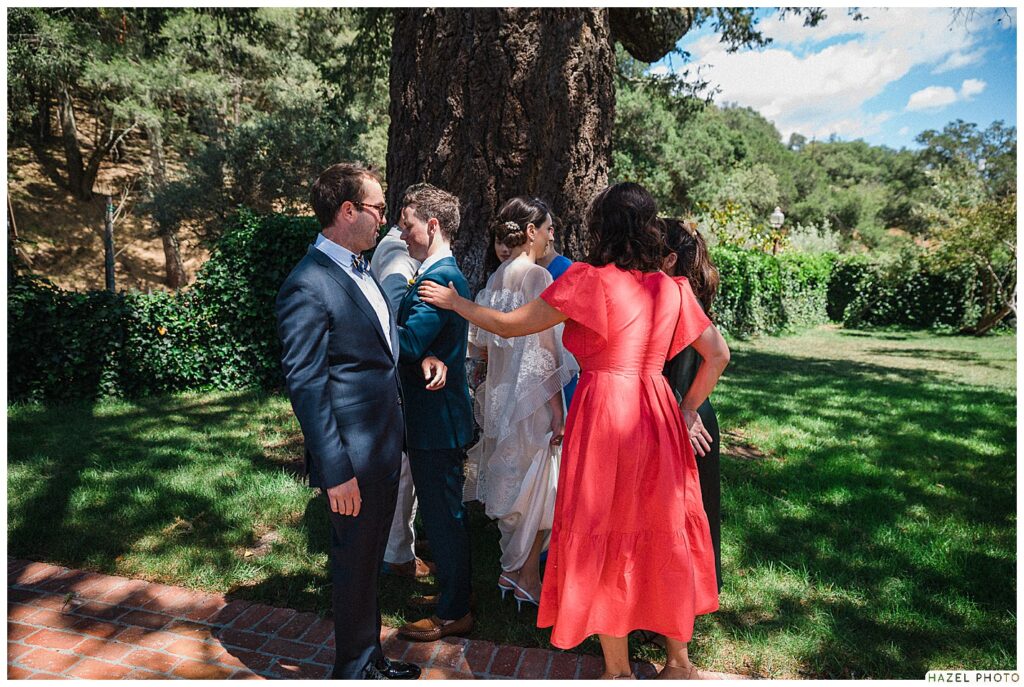 triple s ranch wedding, documentary wedding photographer, guests, bride and groom