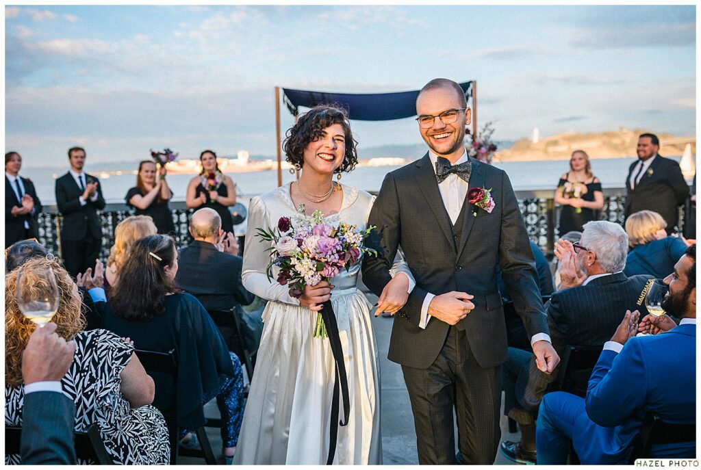 exploratorium, sf pier wedding, documentary wedding photographer