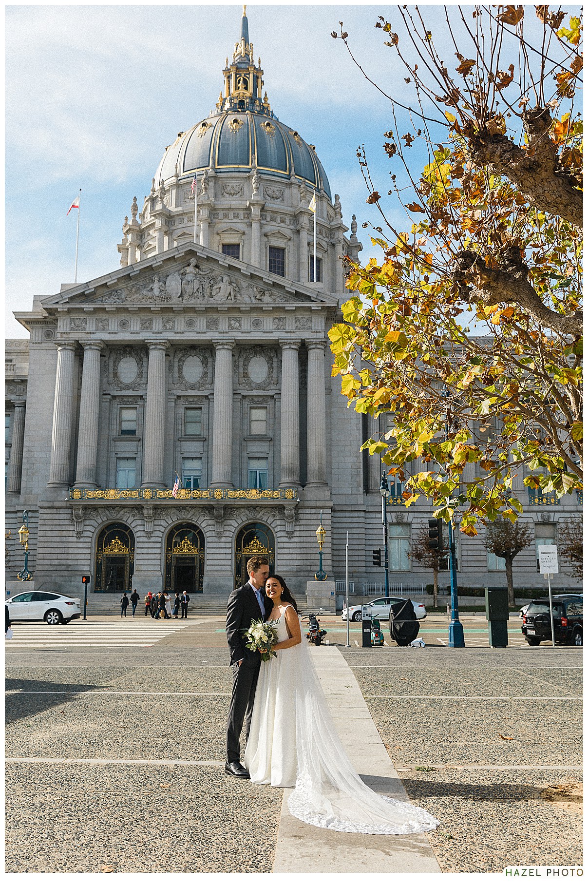 san francisco city hall mayor's balcony wedding, bride and groom portraits, documentary photography