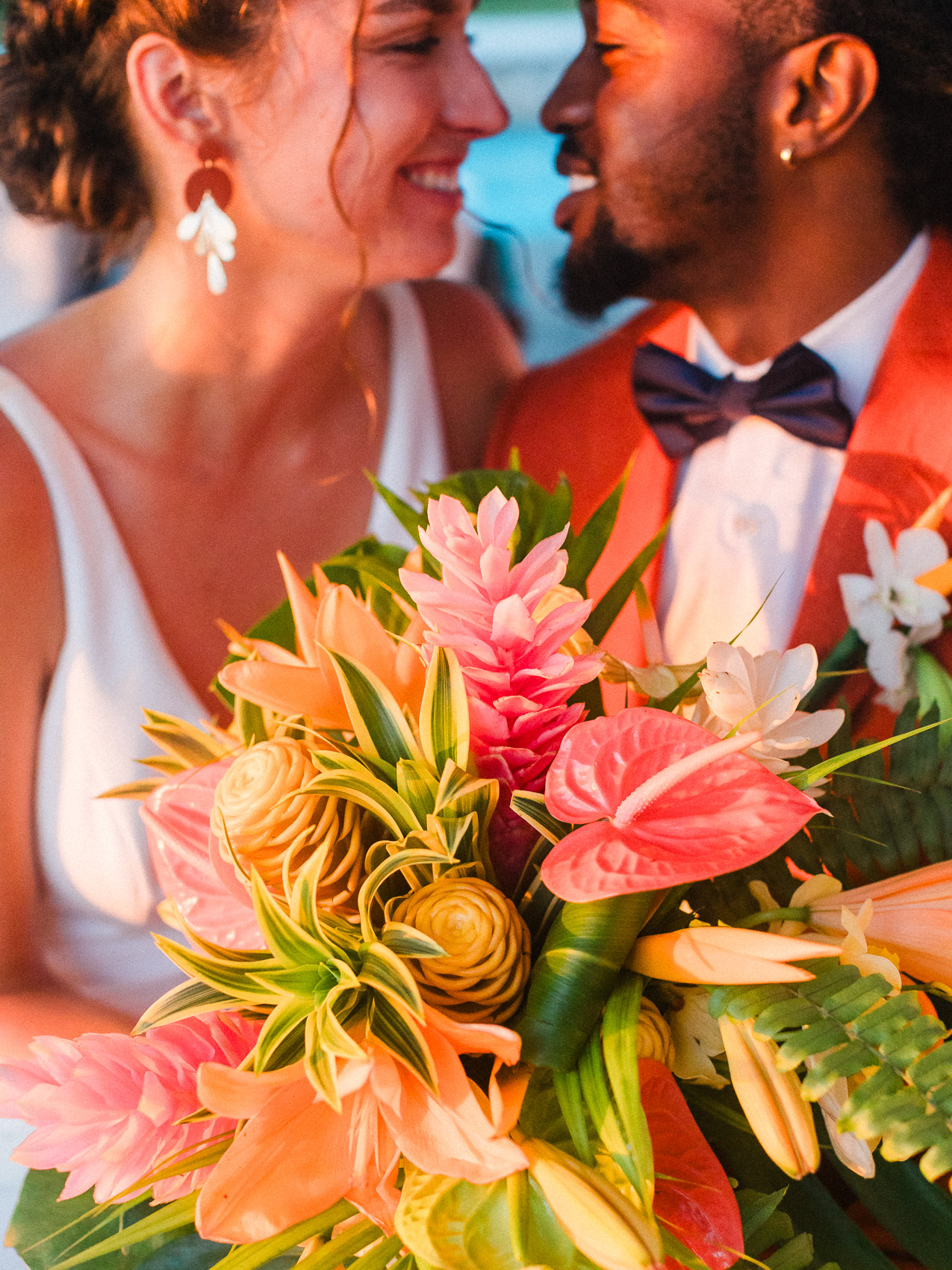 Candid documentary wedding moment by Paul Gargagliano