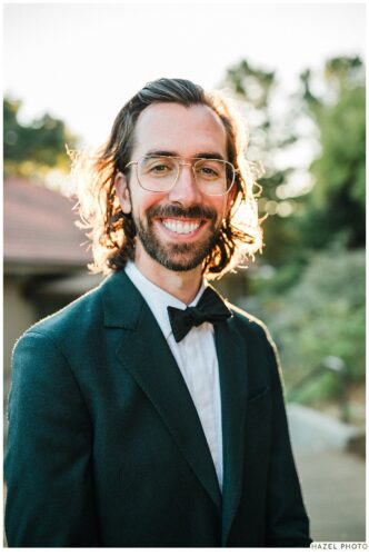 groom portrait