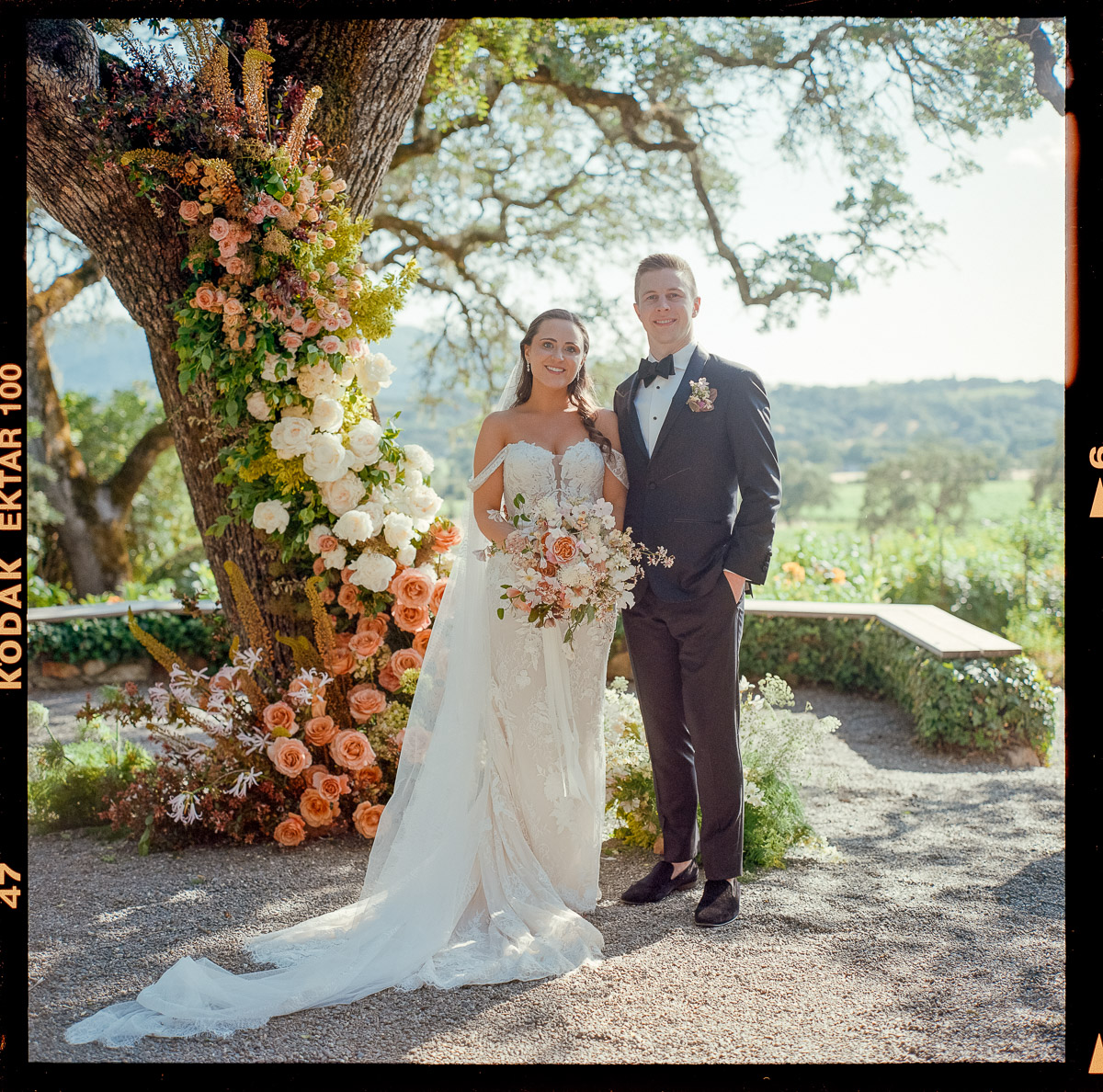 Documentary wedding photograph — Hazel Photo